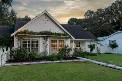 717 Cherry Street, Mount Pleasant, SC 29464 - Photo 9