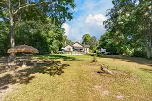 645 Hampton St, Elloree, SC 29047 - Photo 27