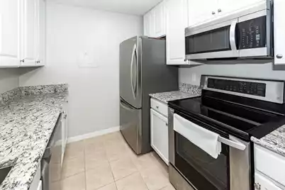 2011 Highway 17 N #2200J, Mount Pleasant, SC 29466 - Photo 3