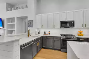 2081 Bancroft Ln, Mount Pleasant, SC 29466 - Photo 9