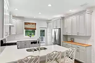 130 Darlington Ave, Charleston, SC 29403 - Photo 11