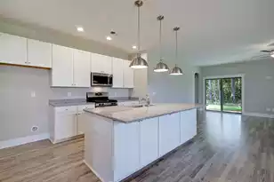237 Creek Pointe Dr, Moncks Corner, SC 29461 - Photo 5