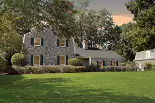 104 Lakeview Dr, Summerville, SC 29485 - Photo 1