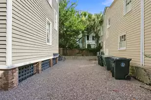 20 Limehouse St, Charleston, SC 29401 - Photo 23