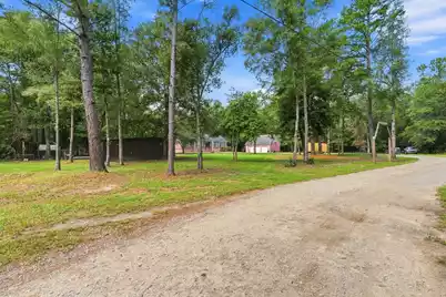 725 Yellow Brick Road, Bonneau, SC 29431 - Photo 5