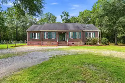 725 Yellow Brick Road, Bonneau, SC 29431 - Photo 3