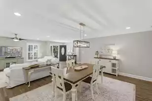 219 Shaftesbury Ln, Summerville, SC 29485 - Photo 13