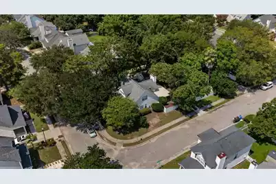 2452 Fulford Court, Mount Pleasant, SC 29466 - Photo 59