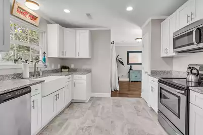 339 Mount Royall Drive, Mount Pleasant, SC 29464 - Photo 19