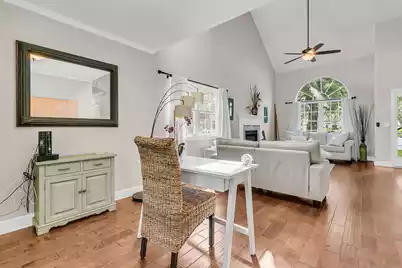 339 Mount Royall Drive, Mount Pleasant, SC 29464 - Photo 13