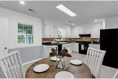 404 Forest Circle, Summerville, SC 29483 - Photo 13