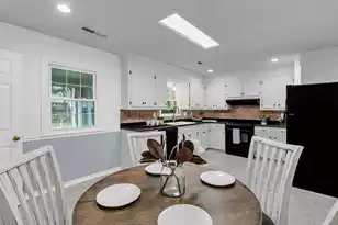 404 Forest Cir, Summerville, SC 29483 - Photo 13