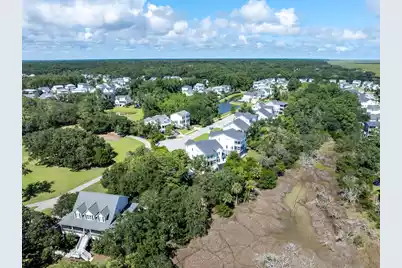 1436 Sheepshead Lane, Mount Pleasant, SC 29466 - Photo 9