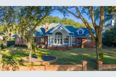 235 Country Club Lane, Charleston, SC 29412 - Photo 3