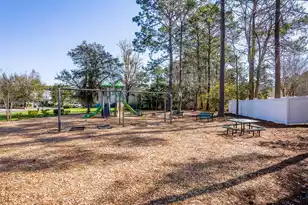 9 Harbison Pl, Beaufort, SC 29906 - Photo 25