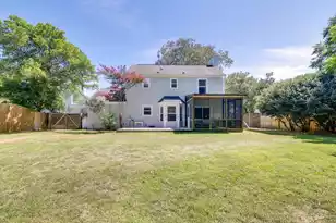 1427 Oaklanding Rd, Mount Pleasant, SC 29464 - Photo 9