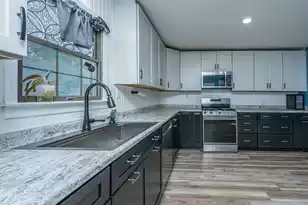 112 King St, Summerville, SC 29483 - Photo 1