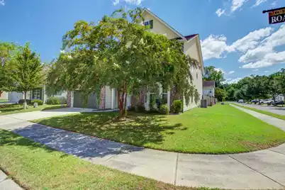 137 Roadster Row, Summerville, SC 29483 - Photo 5