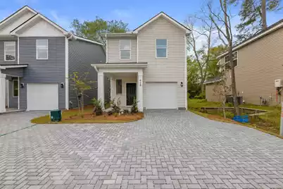 610 2nd North Street W, Summerville, SC 29483 - Photo 1