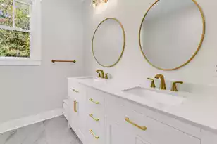 225 Congress St, Charleston, SC 29403 - Photo 29