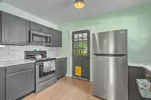 2120 Victory Ave, North Charleston, SC 29405 - Photo 11