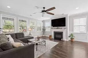 427 Whispering Breeze Ln, Summerville, SC 29486 - Photo 9