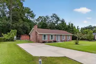 613 Brailsford Blvd, Summerville, SC 29485 - Photo 3