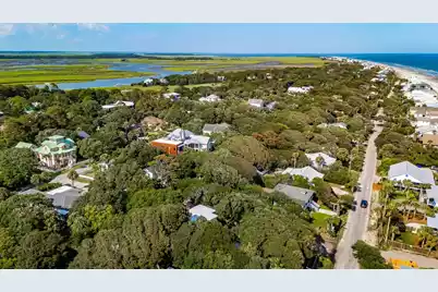 919 Ashley Avenue E, Folly Beach, SC 29439 - Photo 67