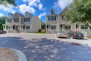 979 Bay Tree Cir, Mount Pleasant, SC 29464 - Photo 1