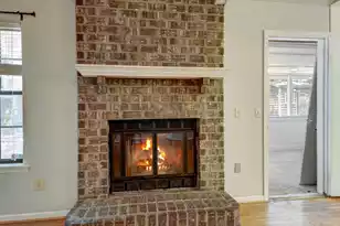 33 Paddlecreek Ave, Charleston, SC 29412 - Photo 11