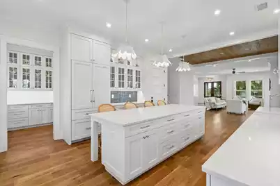 720 Ashley Avenue W, Folly Beach, SC 29439 - Photo 37