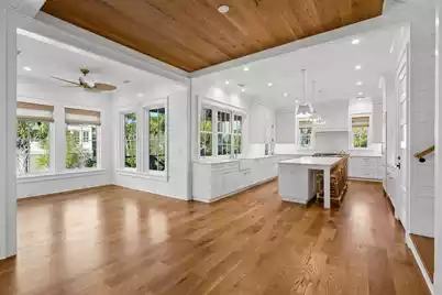 720 Ashley Avenue W, Folly Beach, SC 29439 - Photo 27