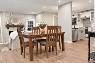 1223 Wappetaw Pl, Mount Pleasant, SC 29464 - Photo 5