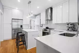 66 Gadsden Street, Charleston, SC 29401 - Photo 11