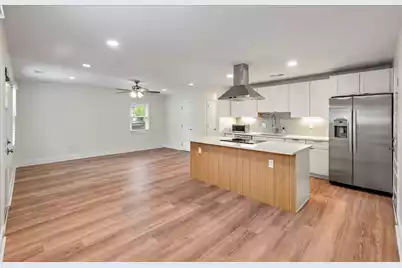 1115 Shadow Drive S, Mount Pleasant, SC 29464 - Photo 5
