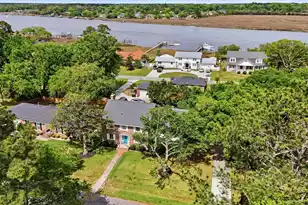 2388 Erskine Ave, Charleston, SC 29414 - Photo 1