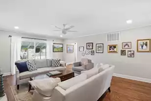 2388 Erskine Ave, Charleston, SC 29414 - Photo 9