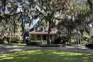 122 Spanish Point Dr, Beaufort, SC 29902 - Photo 3