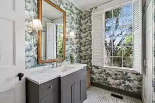 19 Gadsden St, Charleston, SC 29401 - Photo 43