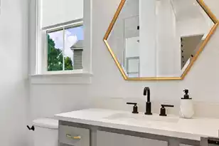 2830 Tradewind Dr, Mount Pleasant, SC 29466 - Photo 19