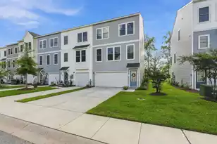 1013 Pettiford Pl, Hanahan, SC 29410 - Photo 7