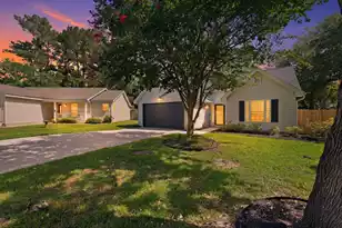 206 William St, Summerville, SC 29486 - Photo 3