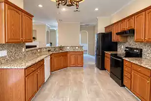 9437 Ayscough Rd, Summerville, SC 29485 - Photo 13