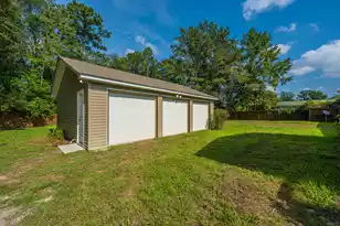 215 Hines Dr, Bonneau, SC 29431 - Photo 57