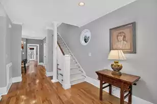 109 Shipwright St, Charleston, SC 29492 - Photo 3