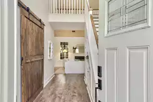 2085 Country Manor Dr, Mount Pleasant, SC 29466 - Photo 7