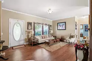 116 Sparrow St, Bonneau, SC 29431 - Photo 9