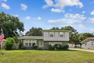 1263 Honeysuckle Ln, Charleston, SC 29412 - Photo 1