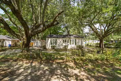 2707 Saratoga Road, North Charleston, SC 29405 - Photo 17