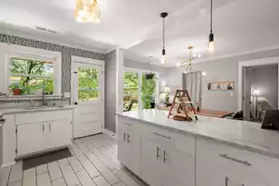 1047 Honeysuckle Ln, Charleston, SC 29412 - Photo 15